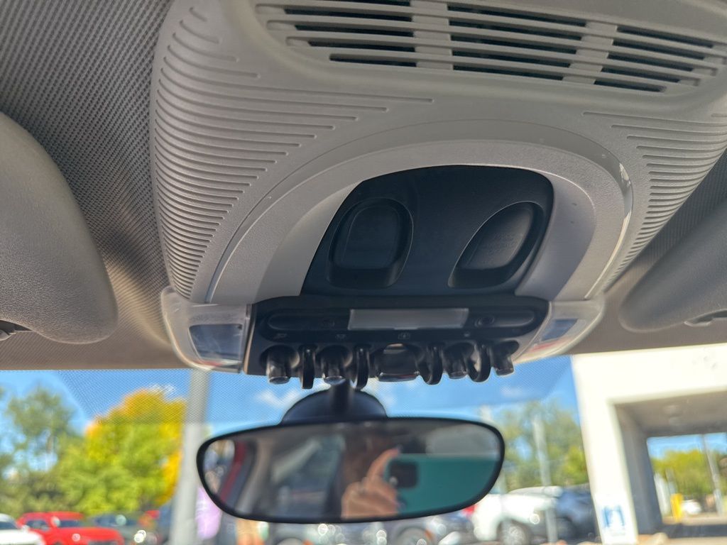 2018 Mini Cooper 4 Door Hardtop Base photo 18