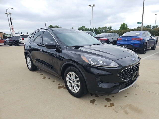 2021 Ford Escape SE photo 2