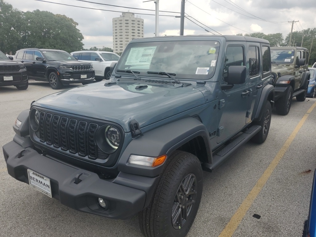 2025 Jeep Wrangler Sport photo 3