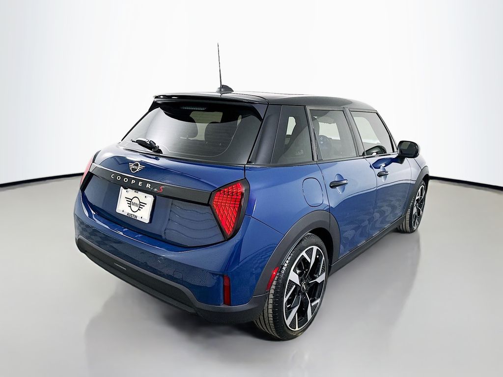 2025 Mini Cooper S photo 3