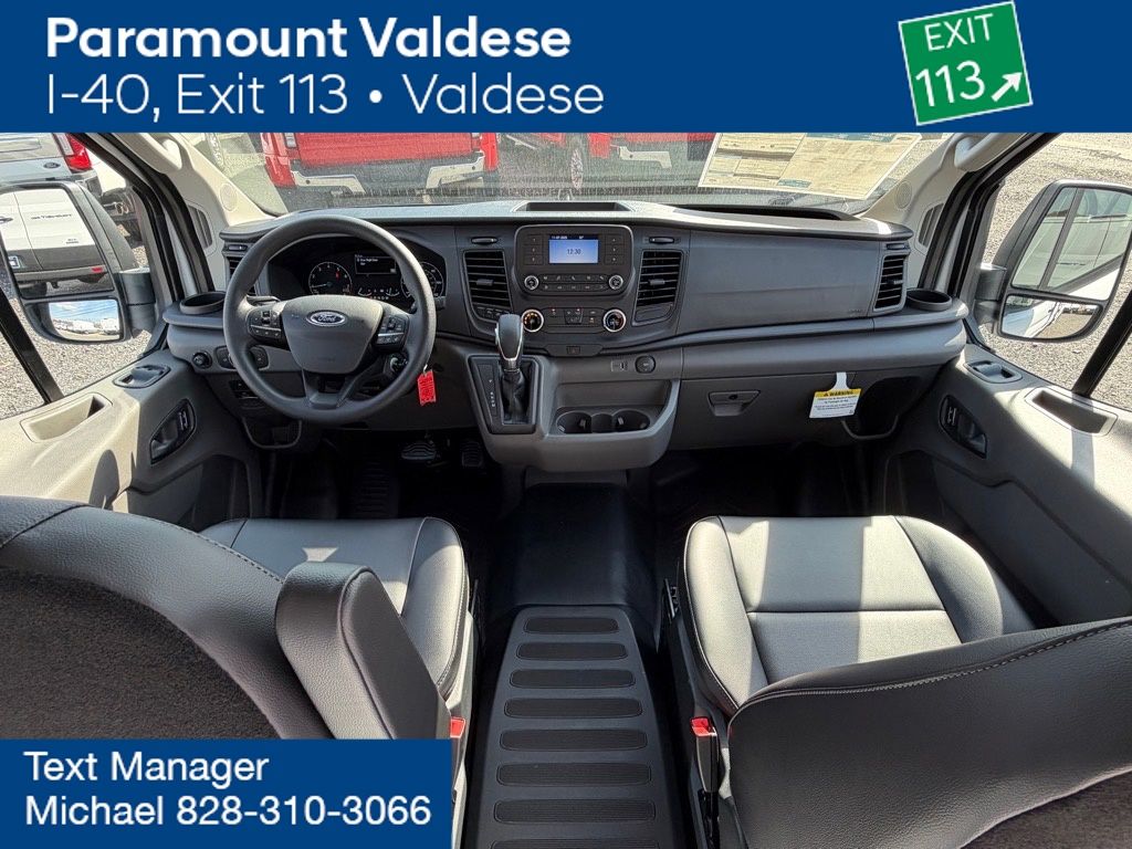 2025 Ford Transit Cargo Van photo 4