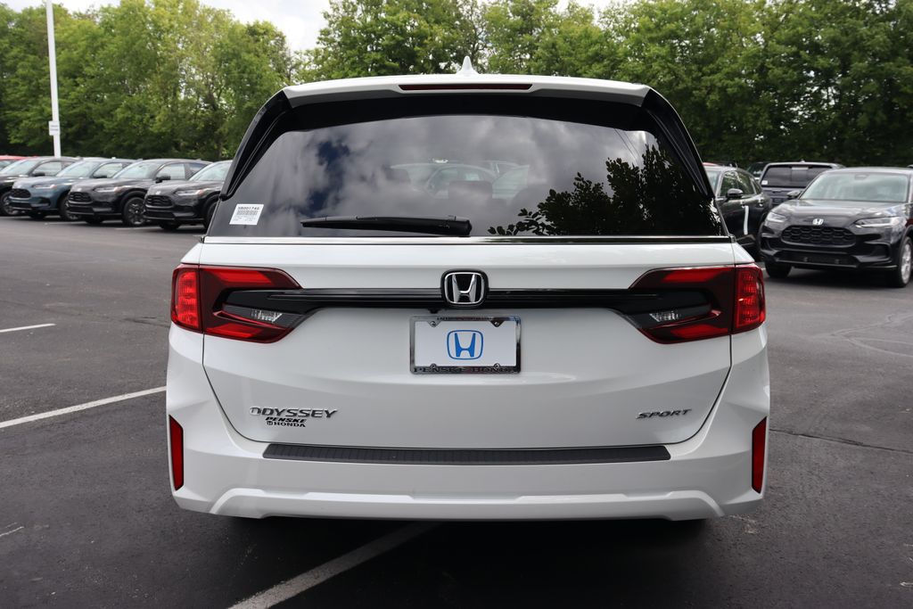 2026 Honda Odyssey photo 4