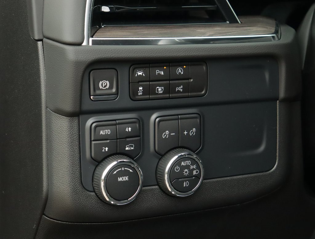 2025 Chevrolet Tahoe LT photo 10