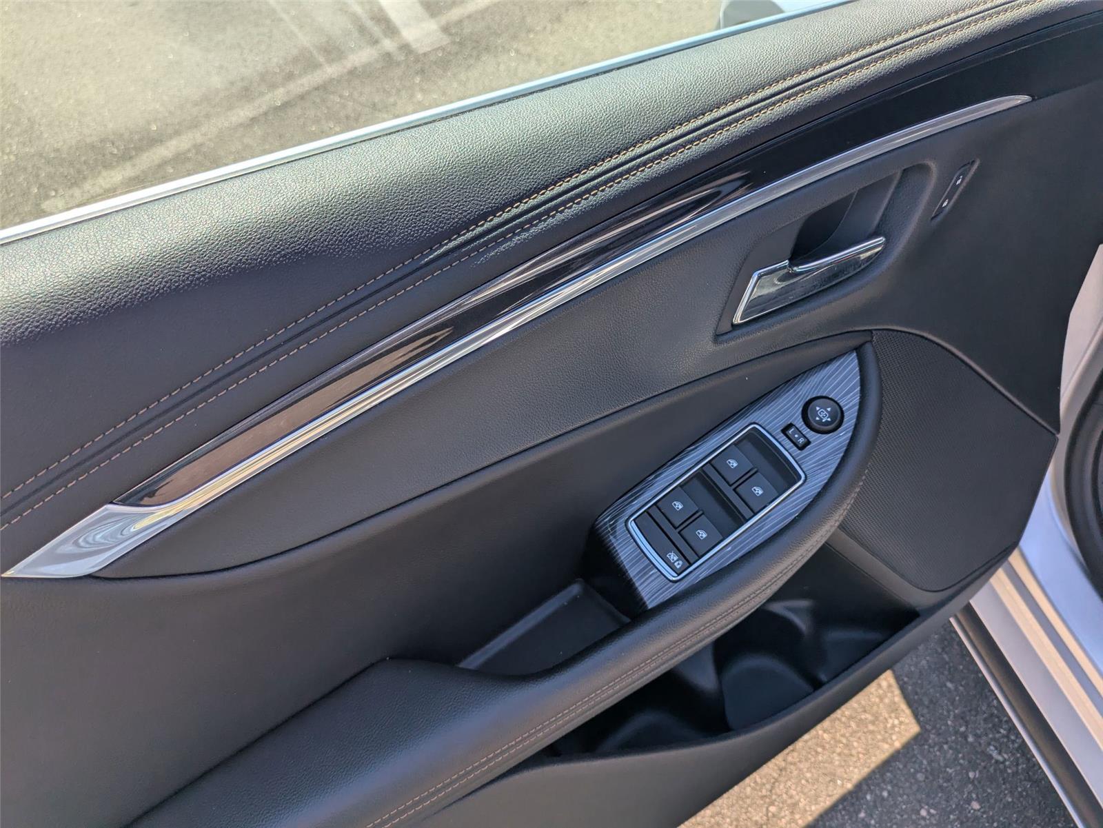 2017 Chevrolet Impala 1LT photo 12
