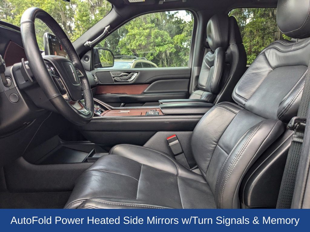 2020 Lincoln Navigator Reserve photo 13