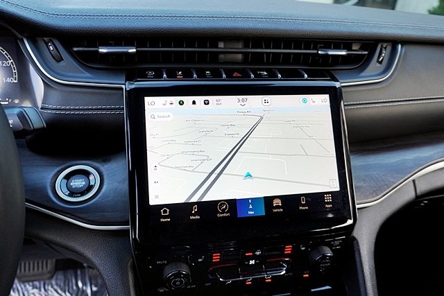 Certified Used 2023 Red Jeep Limited image 25