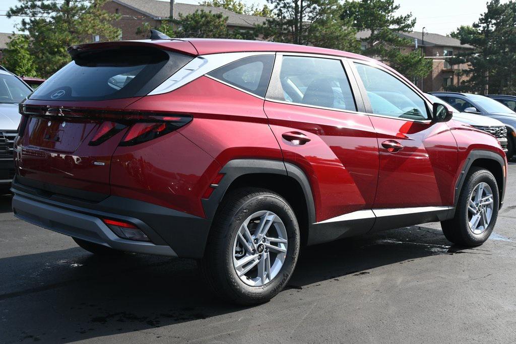 2025 Hyundai Tucson SE photo 6