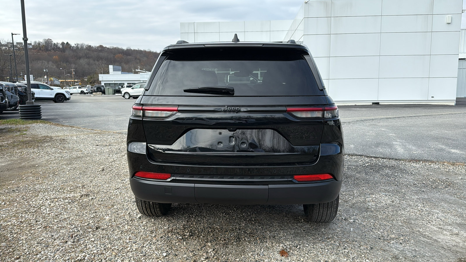 2024 Jeep Grand Cherokee Altitude X photo 3