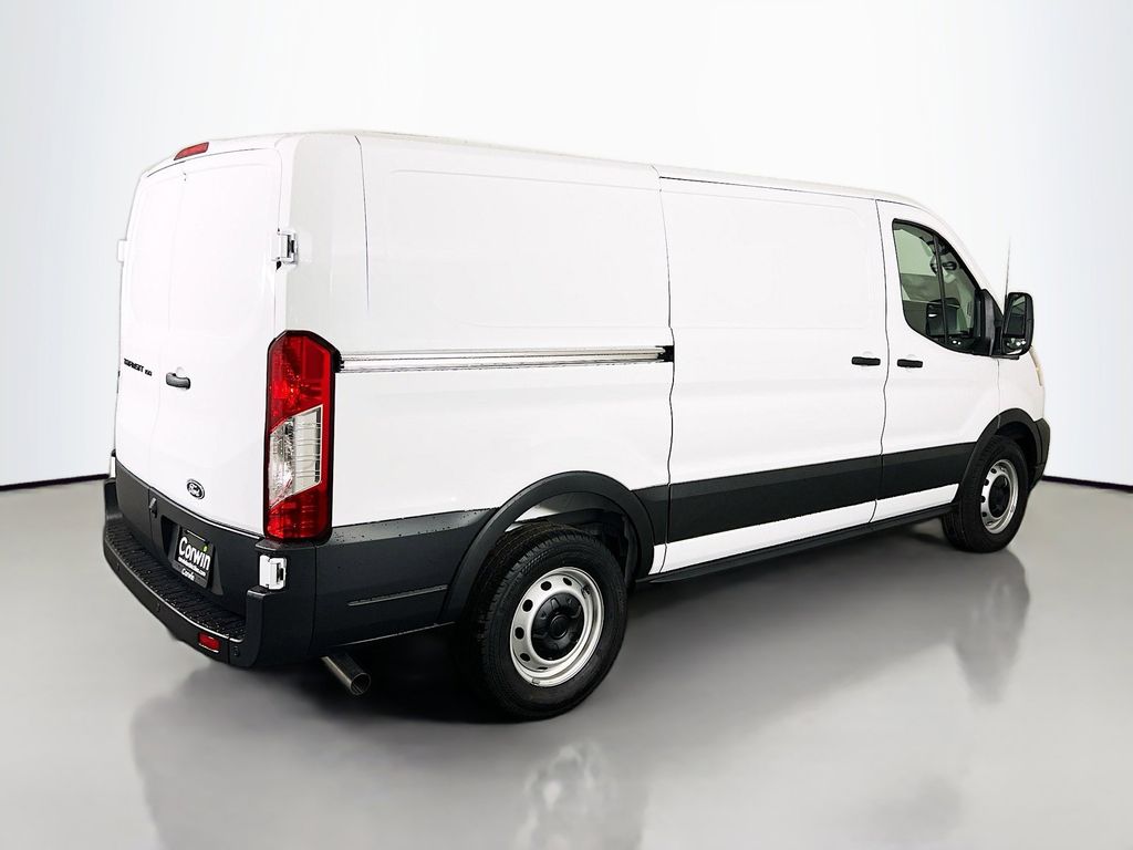 2026 Ford Transit photo 3