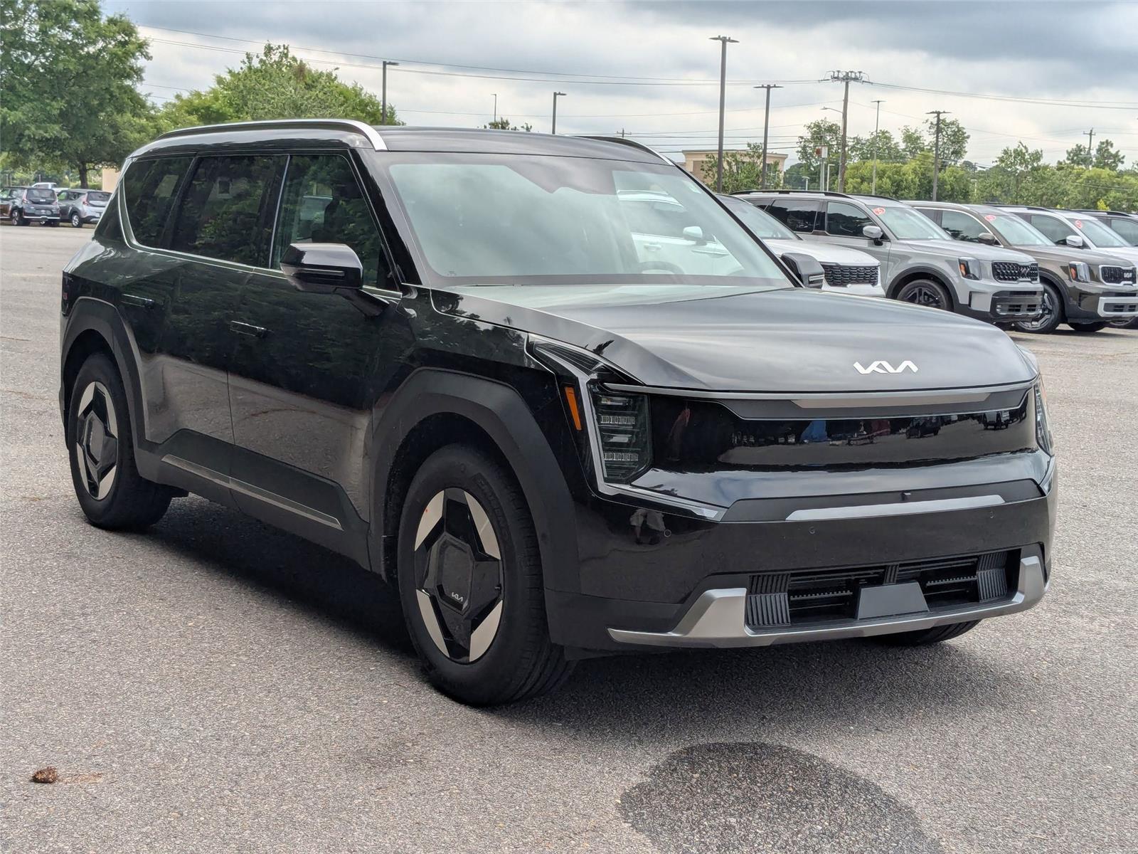 2026 Kia EV9 Wind photo 4