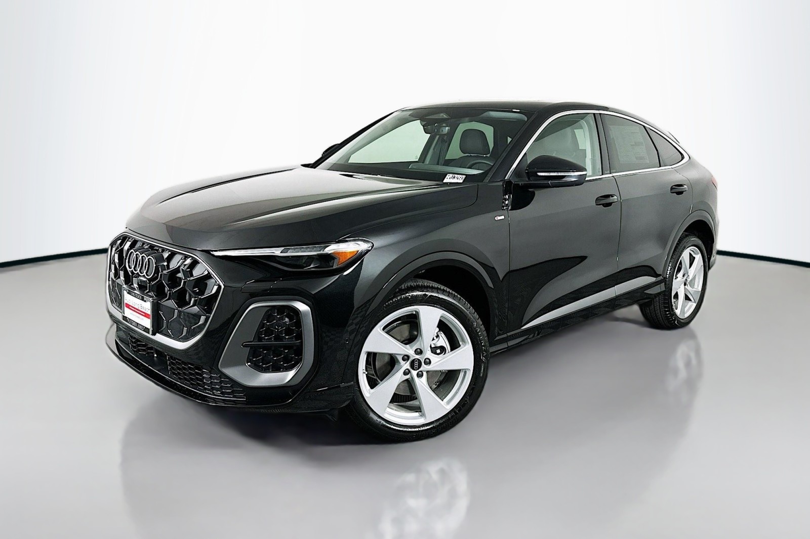 2025 Audi New Q5 Sportback Premium Plus's photo