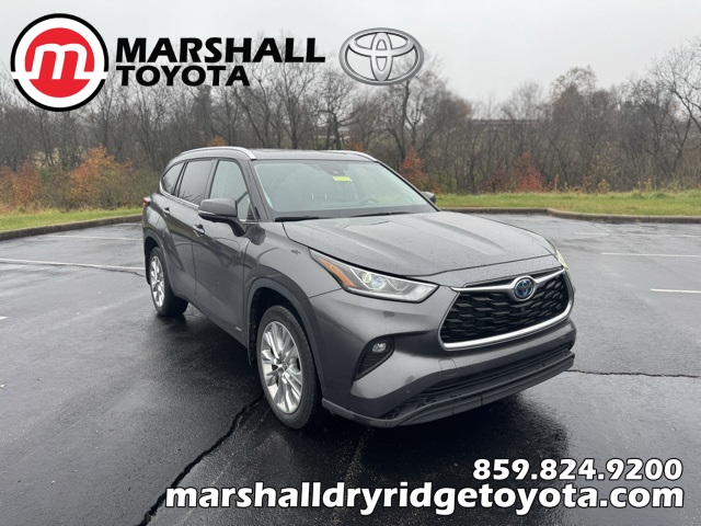 2023 Toyota Highlander Limited's photo