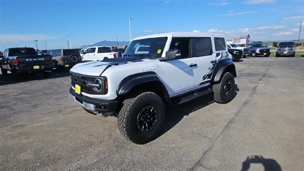 2025 Ford Bronco Raptor photo 3