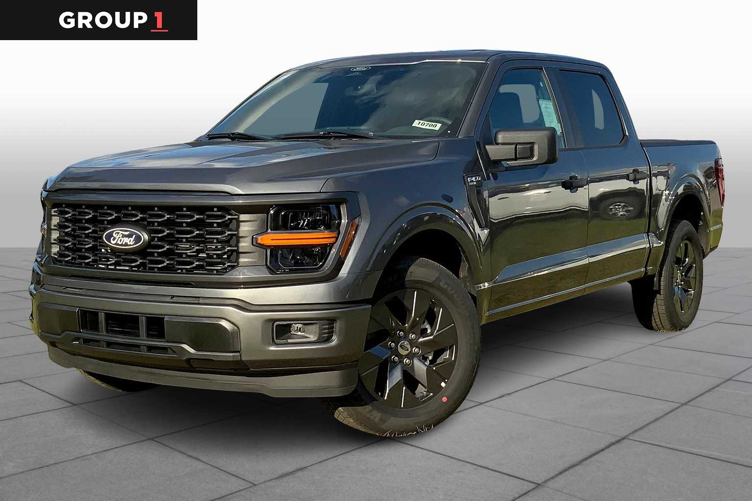 2025 Ford F-150 STX's photo