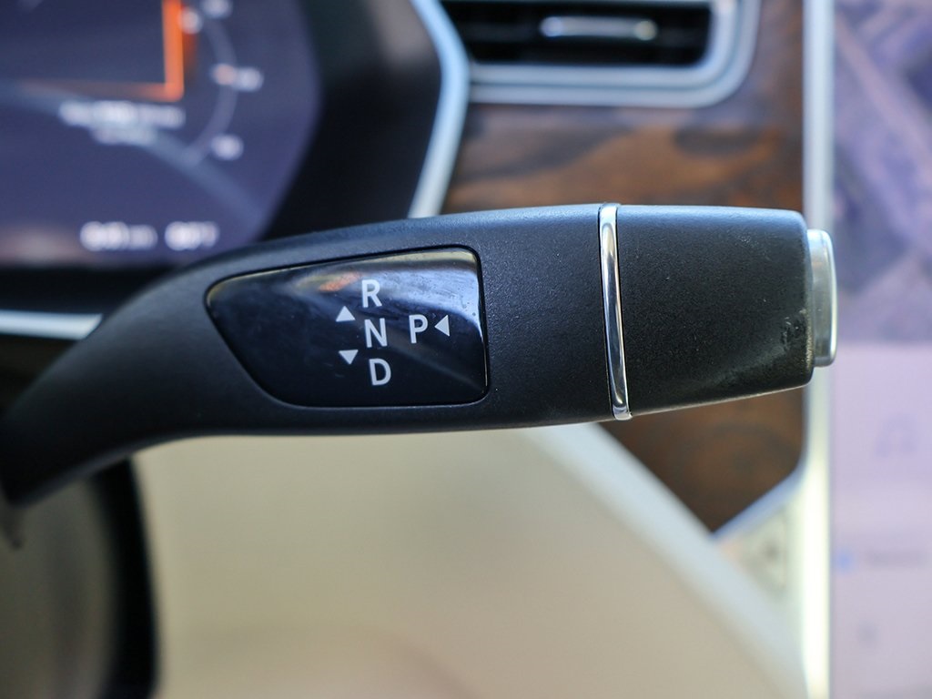 2018 Tesla Model S 75D photo 43