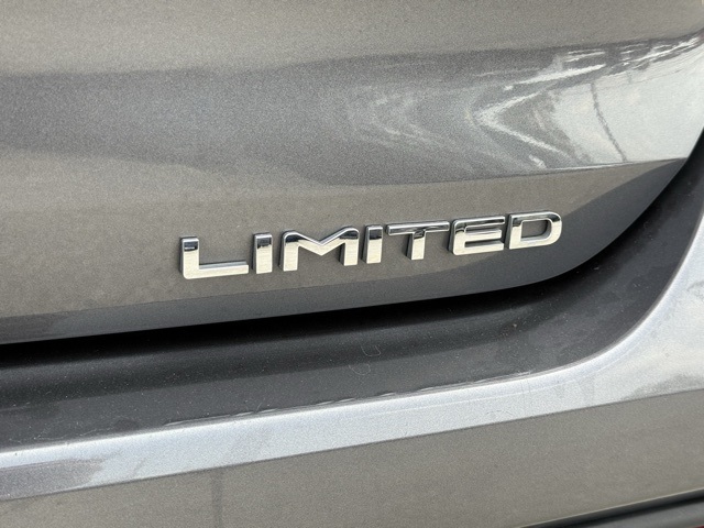 2021 Toyota Highlander Hybrid Limited photo 17