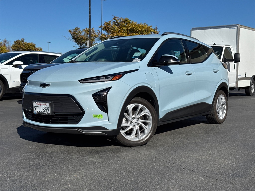 Used 2022 Chevrolet Bolt EUV LT with VIN 1G1FY6S05N4133297 for sale in Scottsdale, AZ