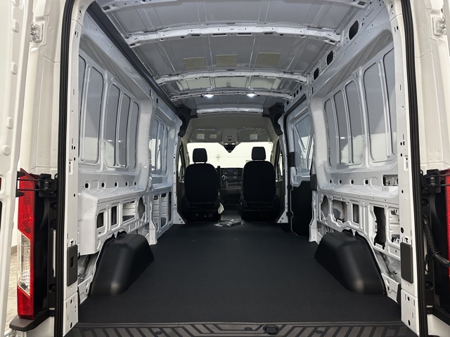 2025 Ford Transit Cargo Van photo 16