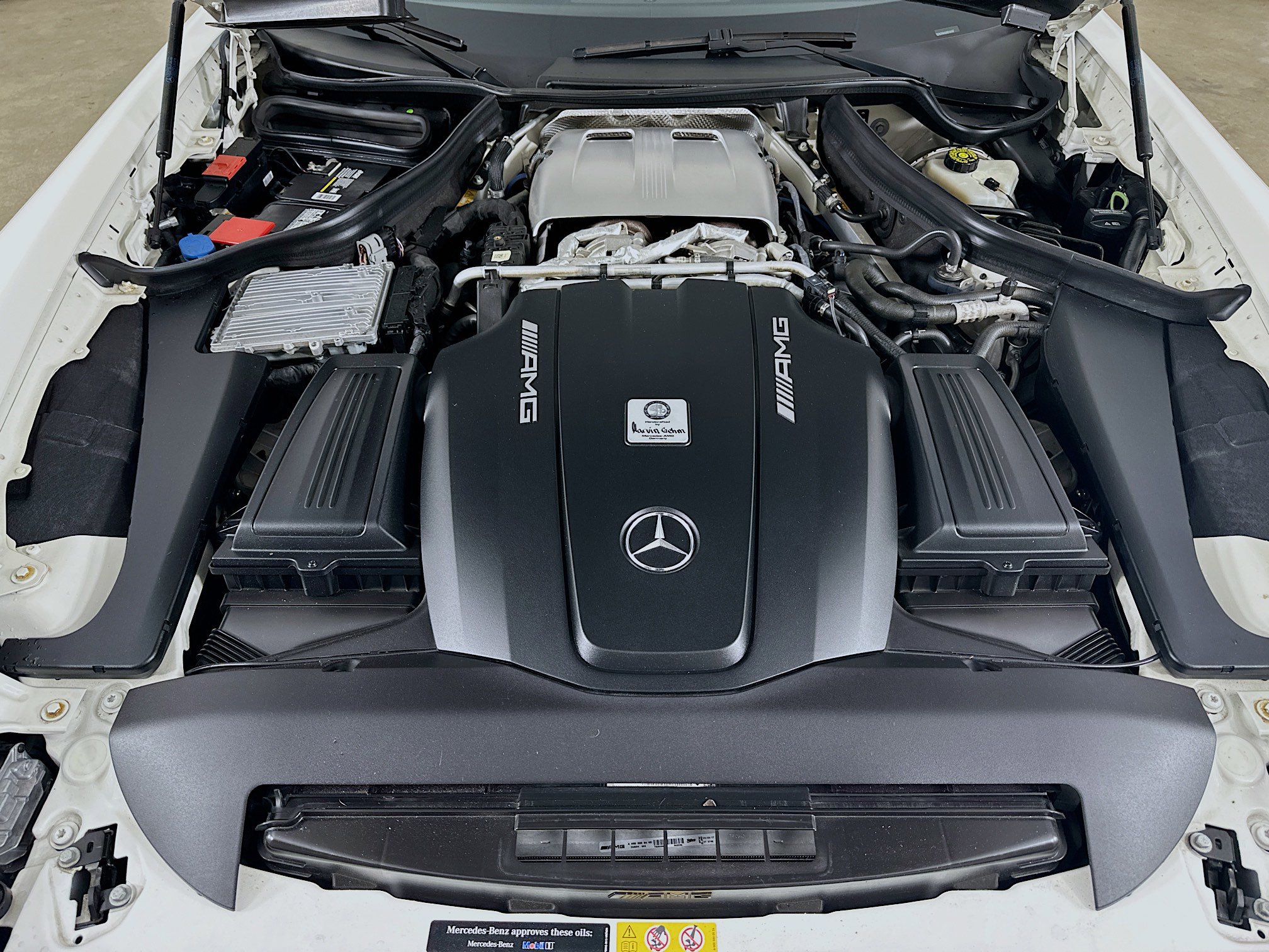 2018 Mercedes Benz AMG GT GT photo 9