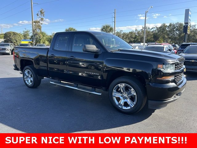 2017 Chevrolet Silverado 1500 Custom's photo