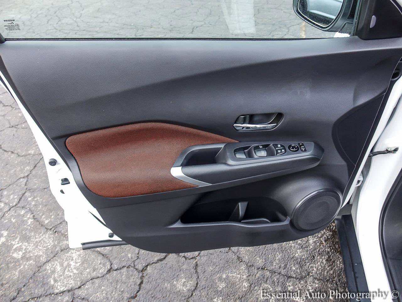 2024 NISSAN KICKS - Image 16