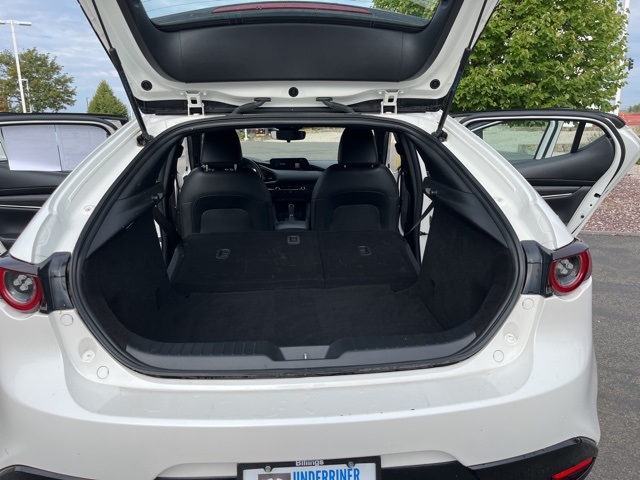 2020 Mazda Mazda3 Preferred photo 21