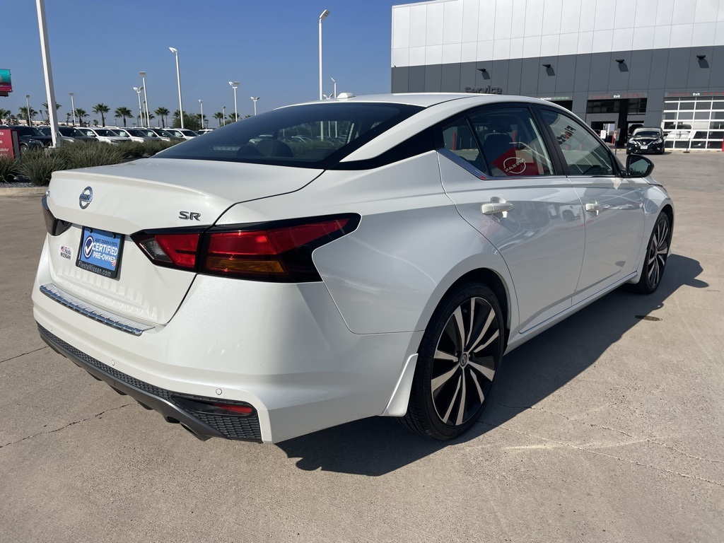 2022 Nissan Altima 2.5 SR photo 3