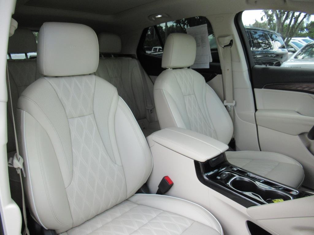 2022 Buick Envision Avenir photo 8
