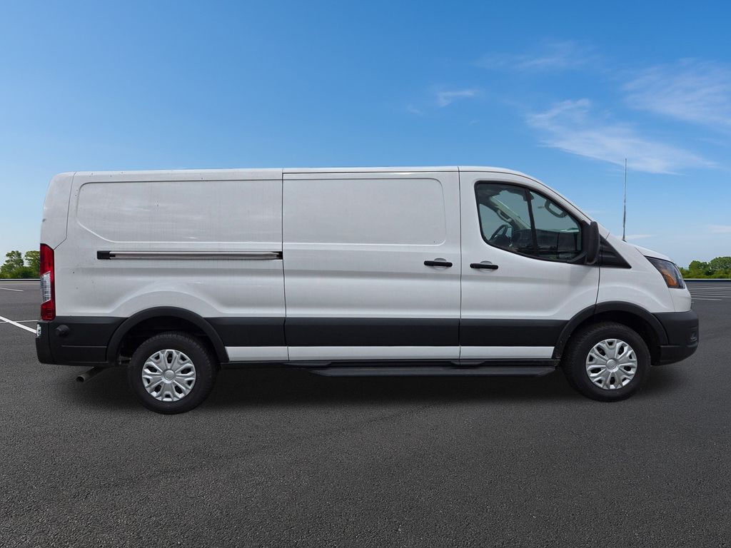 2024 Ford Transit photo 4