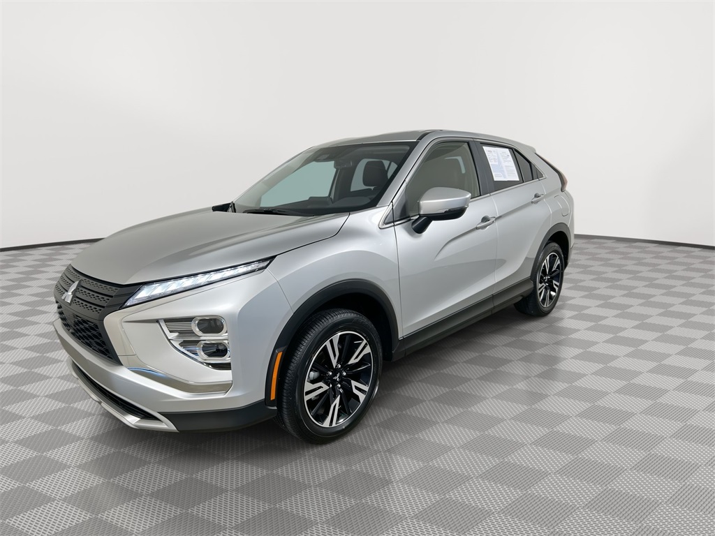 2025 Mitsubishi Eclipse Cross SE photo 3