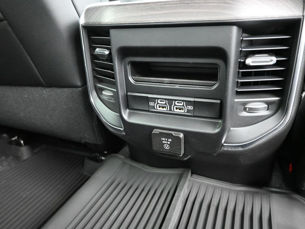 2026 Ram 2500 Laramie photo 8