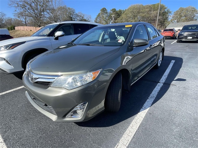 2012 Toyota Camry XLE photo 3