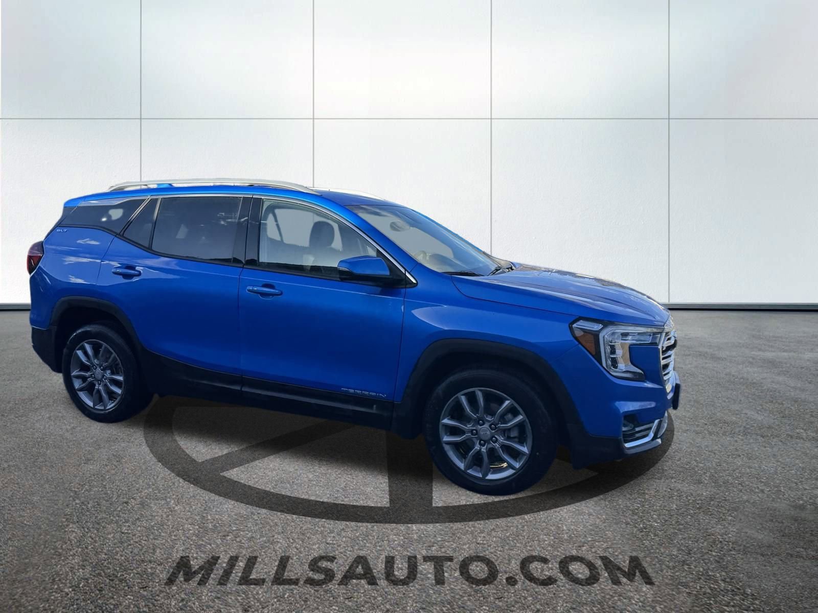 2024 Gmc Terrain SLT photo 3