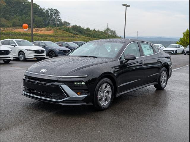 2026 Hyundai Sonata SE photo 2