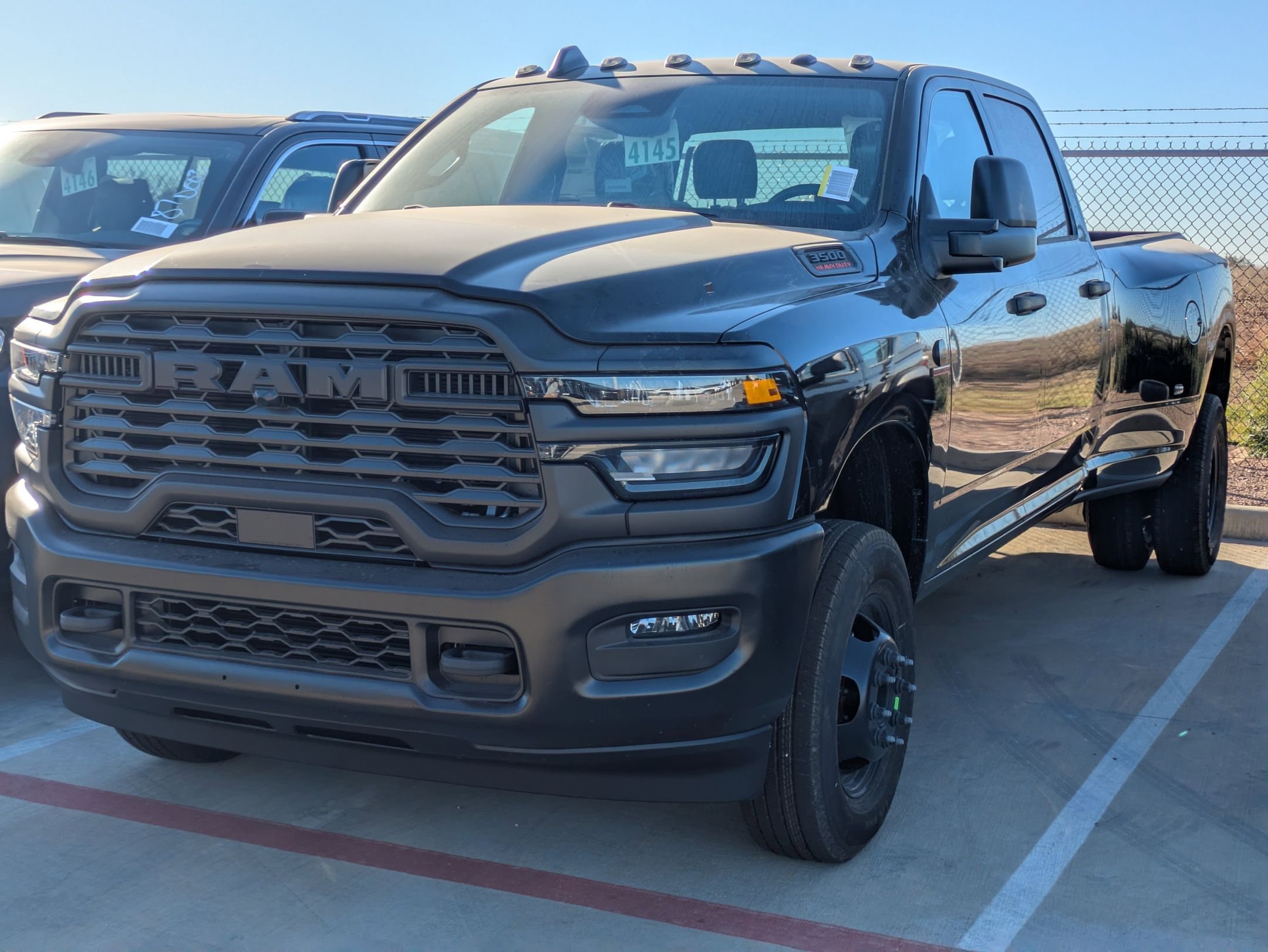 2026 Ram 3500 Tradesman photo 2