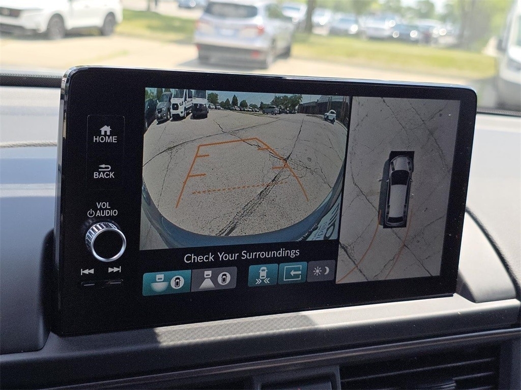 2025 Honda Pilot TrailSport photo 3