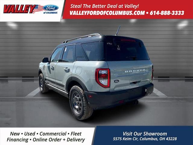 2024 Ford Bronco Sport Outer Banks photo 4