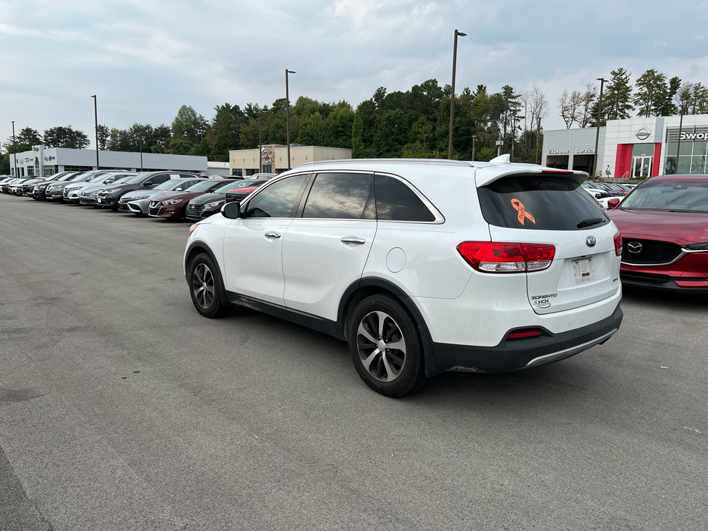 2018 Kia Sorento EX V6 photo 2