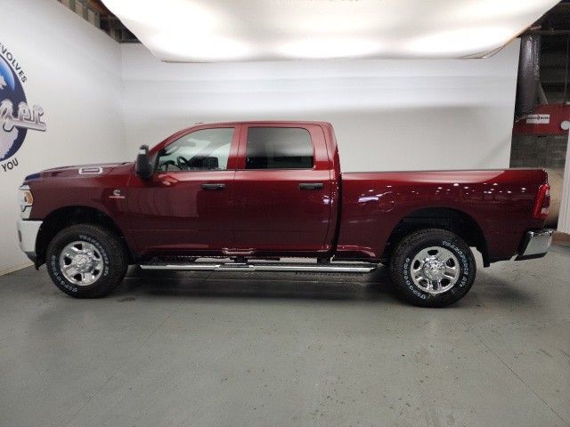 2024 Ram 3500 Tradesman photo 3