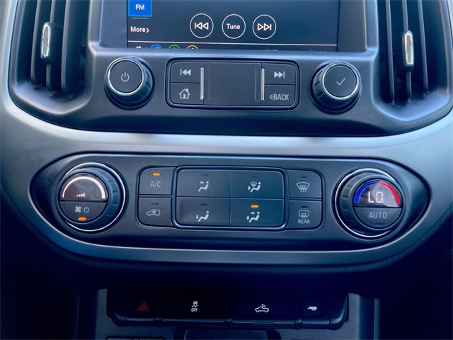 2022 Chevrolet Colorado LT photo 10