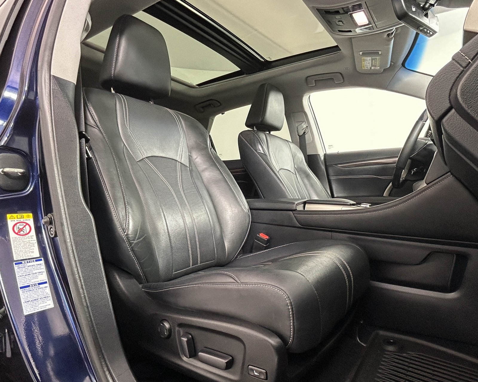 2017 Lexus RX 450h photo 15