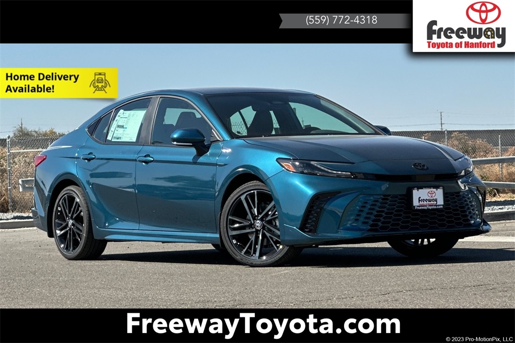 2025 Toyota Camry XSE's photo