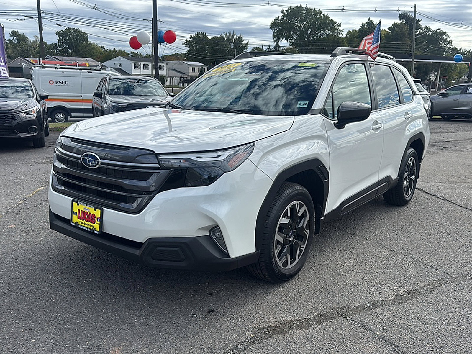 2025 Subaru Forester Premium Base photo 3