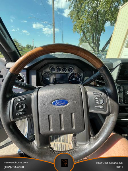2015 Ford F-350 photo 15