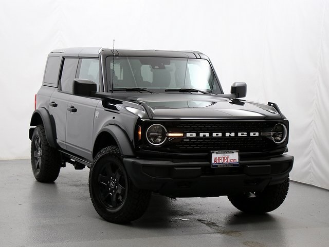 2025 Ford Bronco Big Bend photo 2