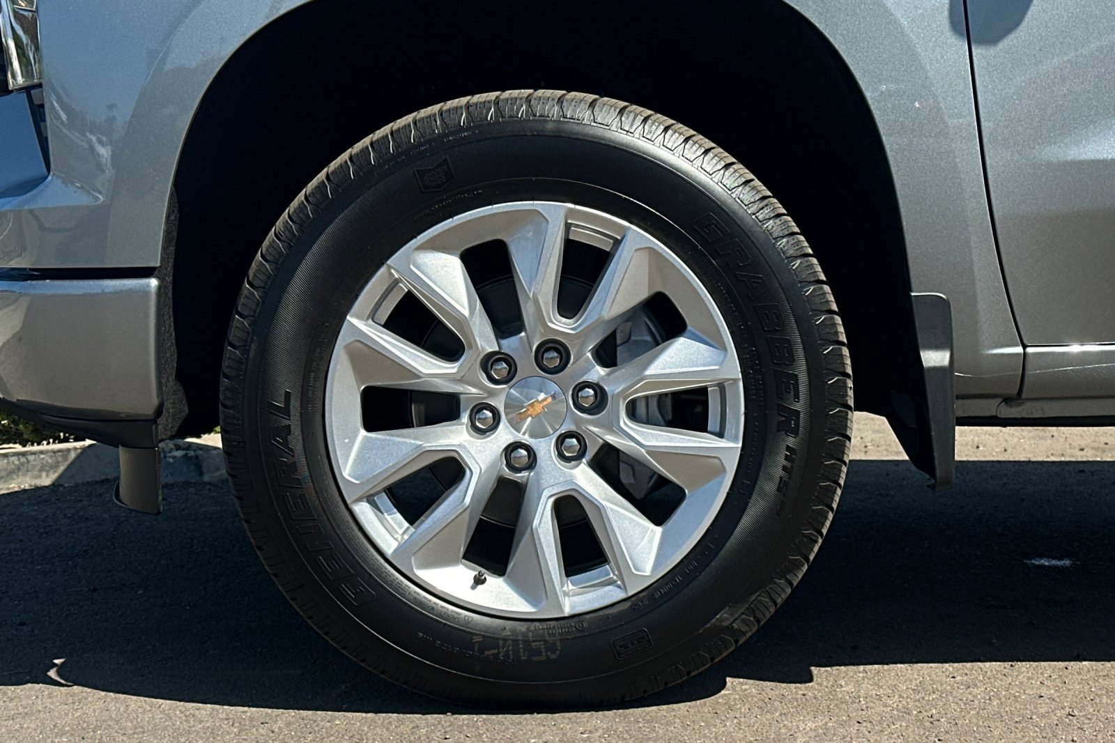 2025 Chevrolet Silverado 1500 Custom photo 24