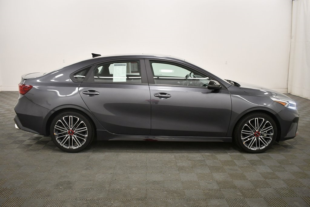 2023 Kia Forte GT photo 9