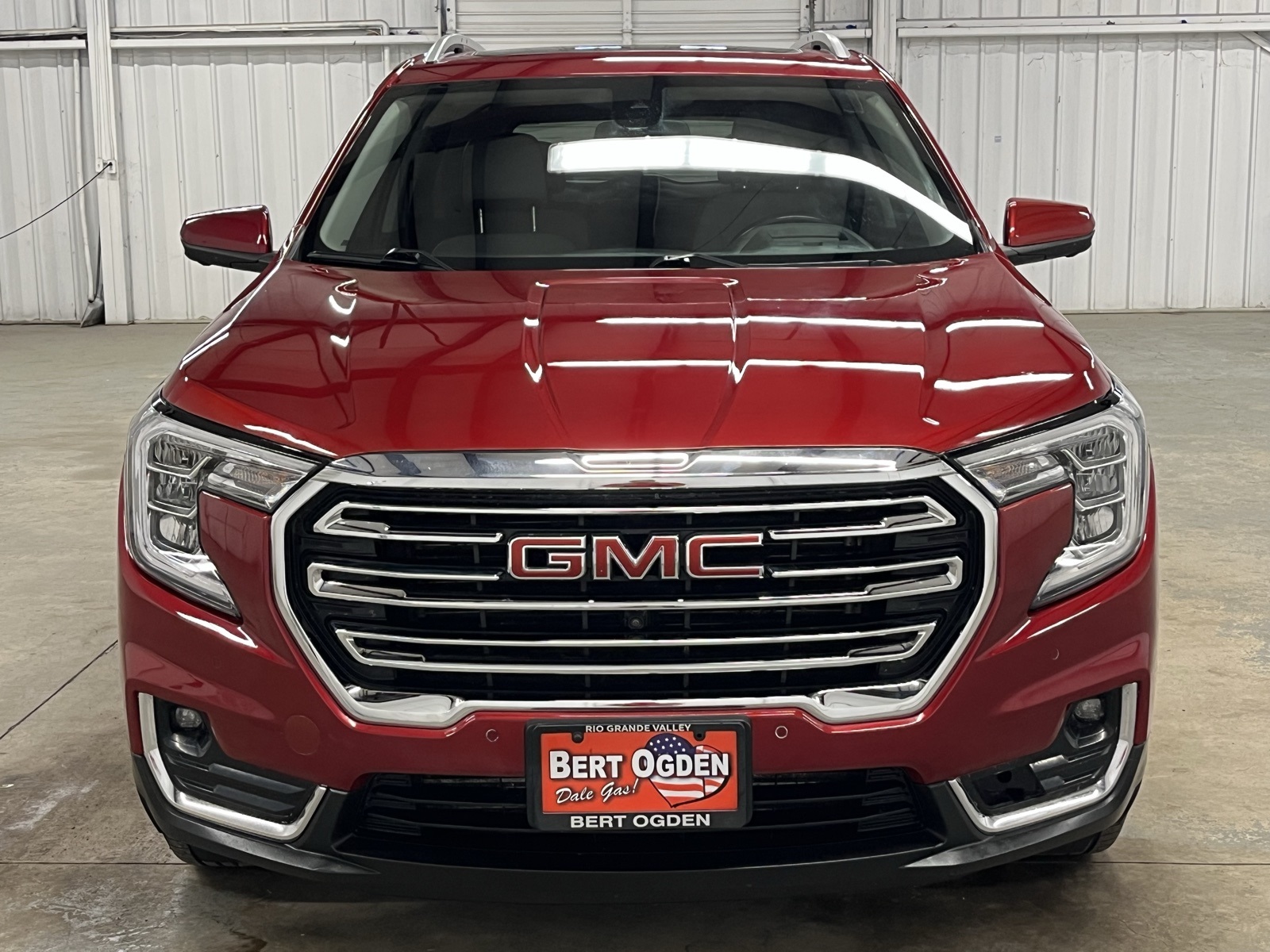 2022 Gmc Terrain SLT photo 2