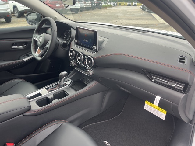 2025 Nissan Sentra SR Midnight Edition photo 22