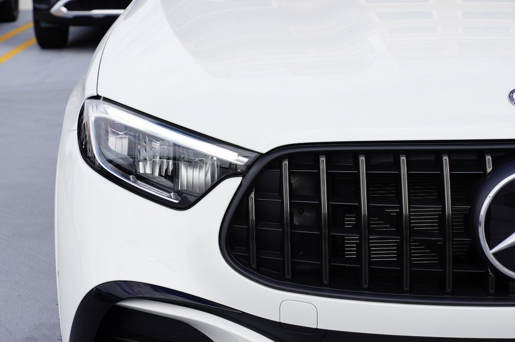 2025 Mercedes Benz GLC 63 S E PERFORMANCE photo 10